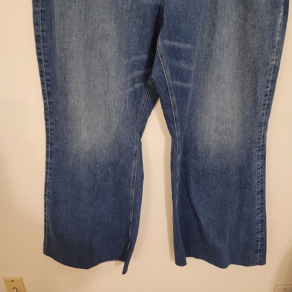 NWT American Eagle Low-Rise baggy flare jeans size 20 regular - Picture 4 of 16